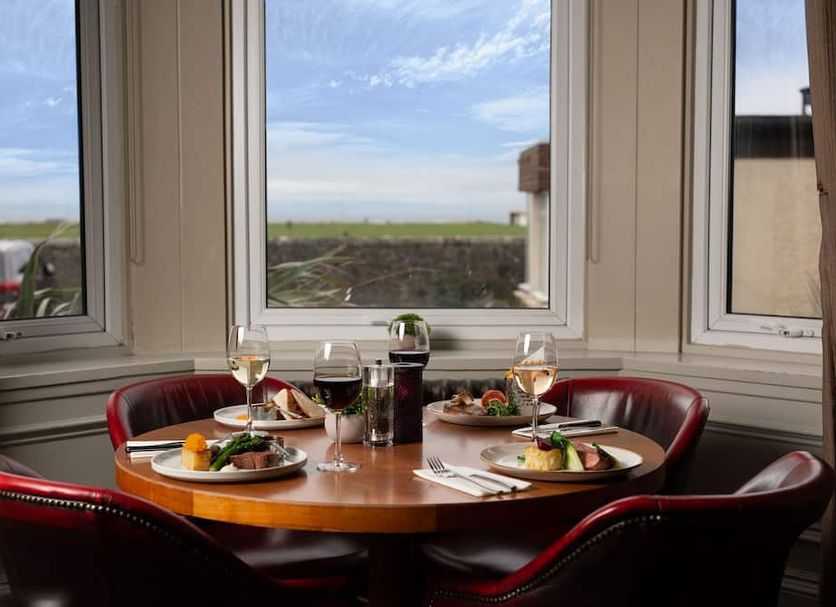 Dining room Photo
