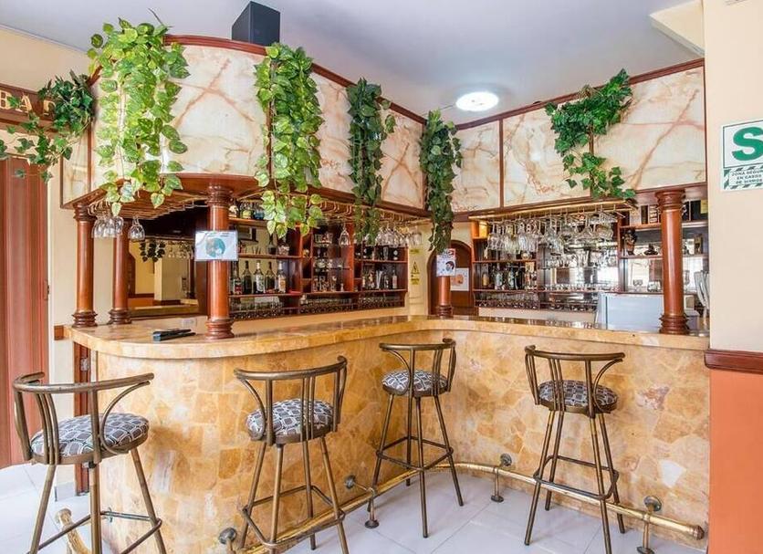 Bar Photo