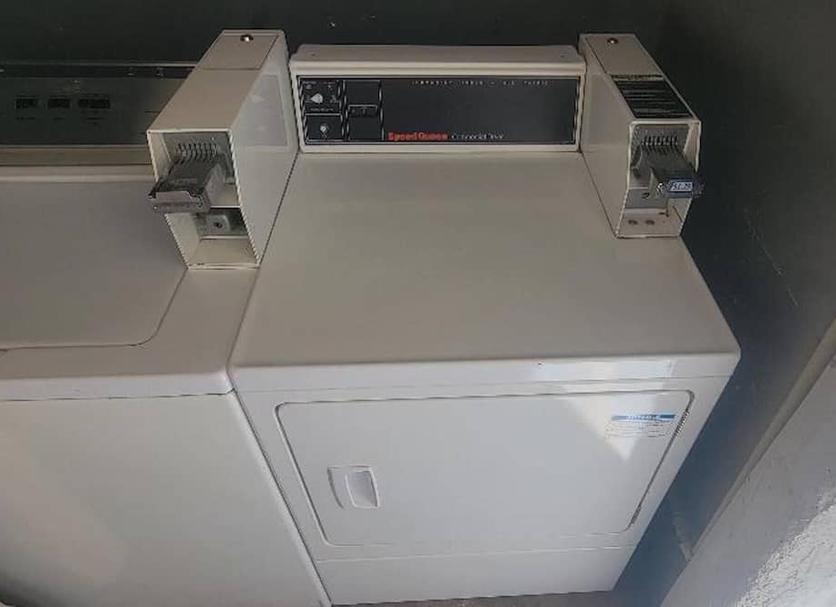Laundry facility Photo