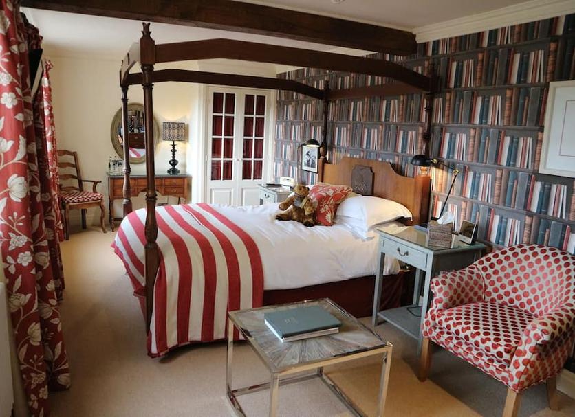Bedroom Photo