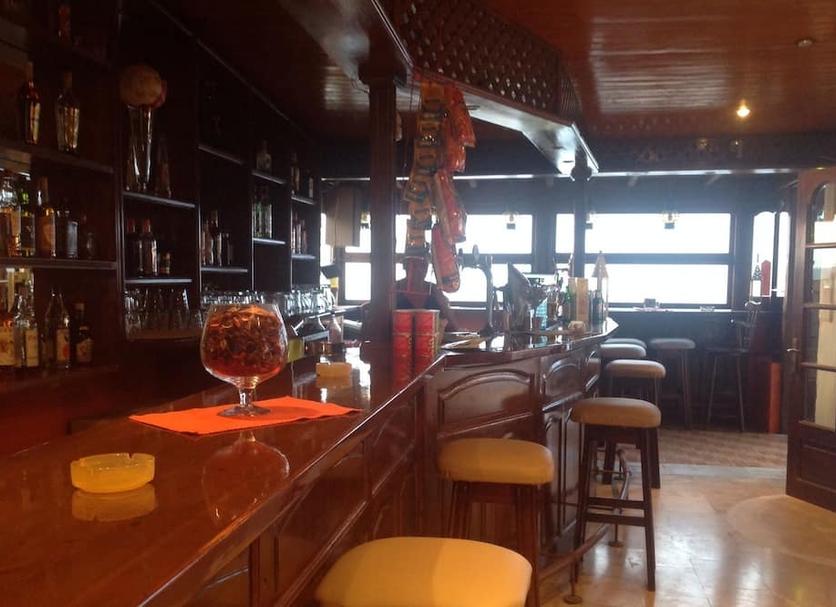 Bar Photo