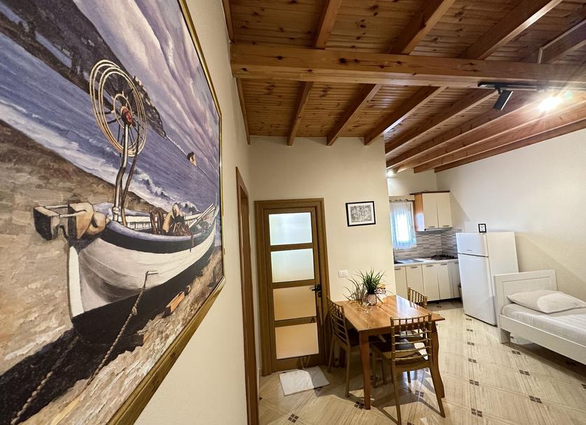 Dining room Photo