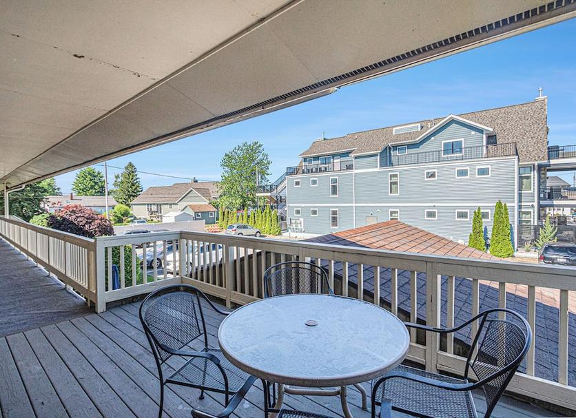 Balcony Photo