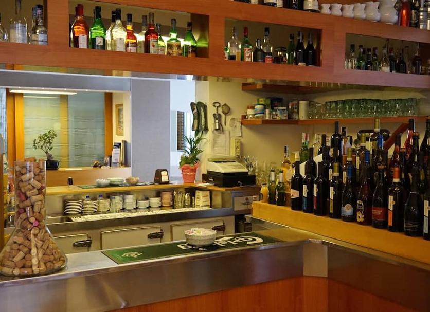 Bar Photo