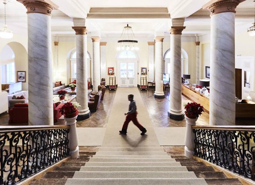 Lobby Photo