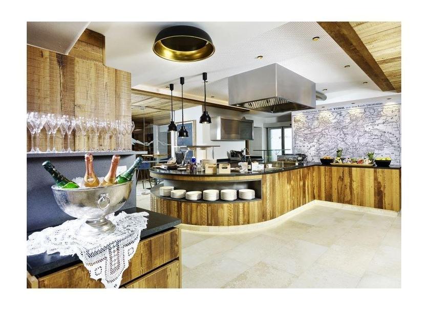 Buffet Photo