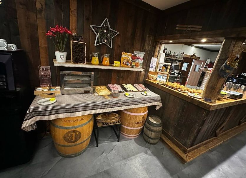 Buffet Photo