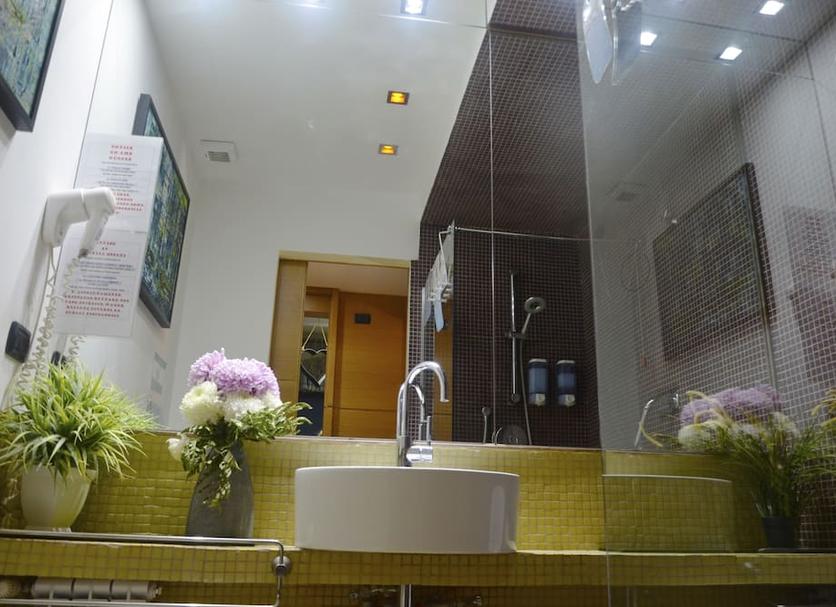 Bathroom Photo