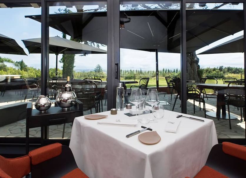 Restaurant Photo