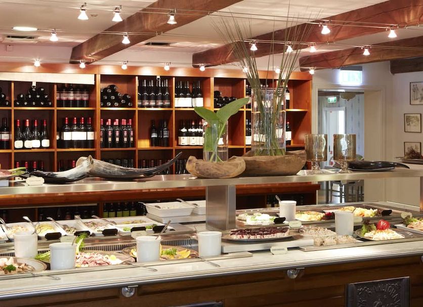 Buffet Photo