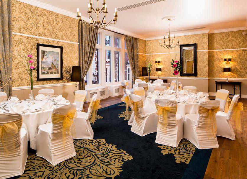 Banquet hall Photo