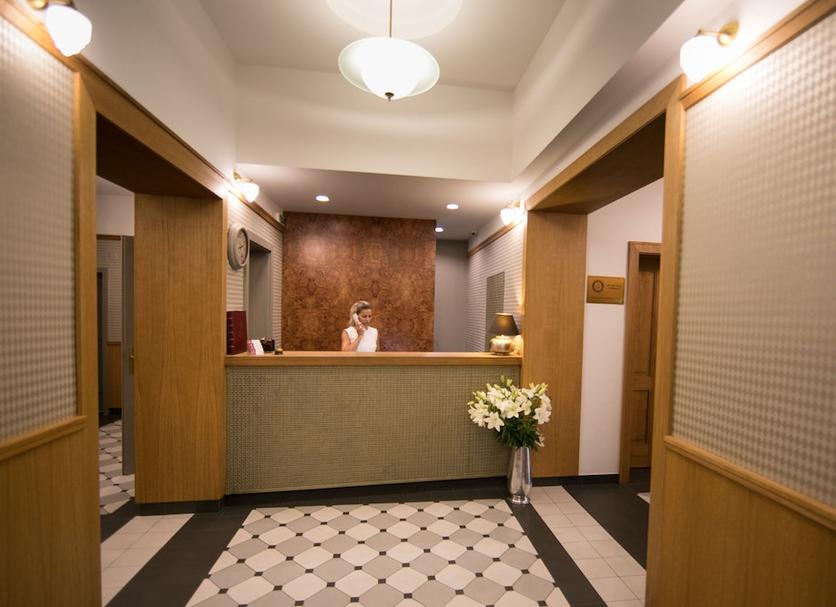 Front desk Photo