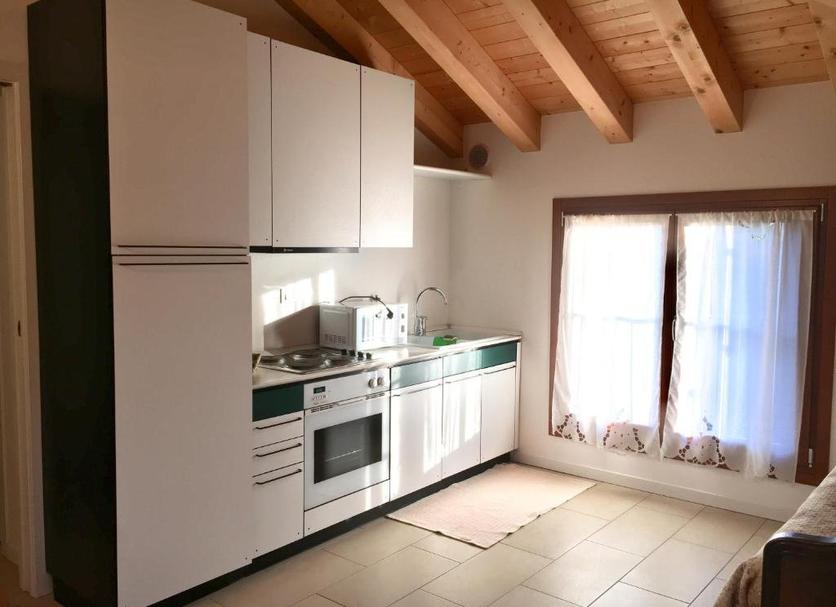 Kitchen Photo