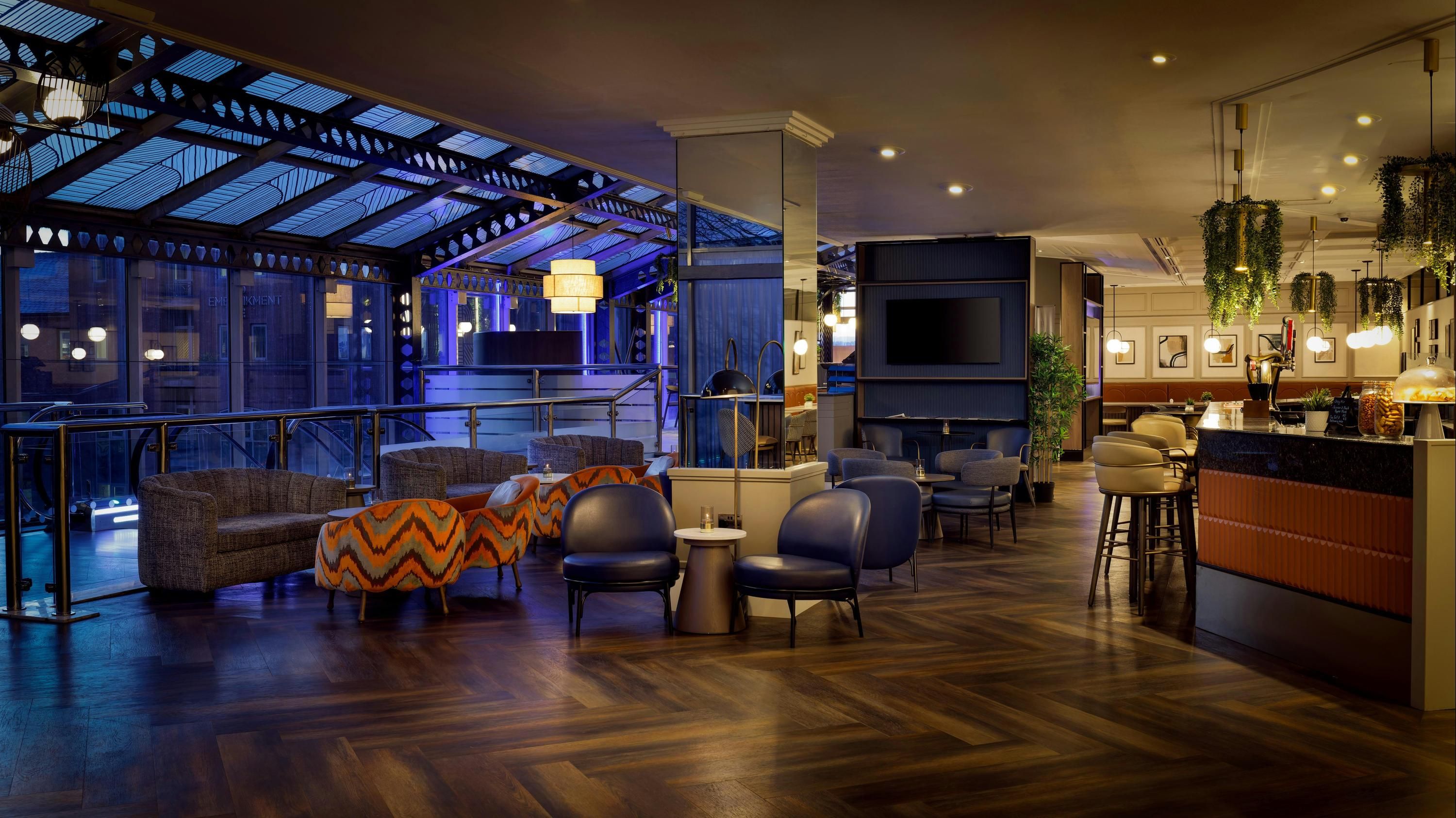 Bar Photo