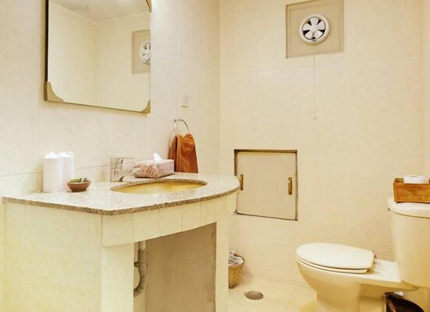 Bathroom Photo