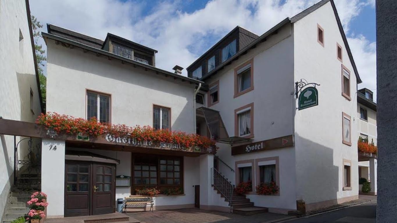 Schütz
