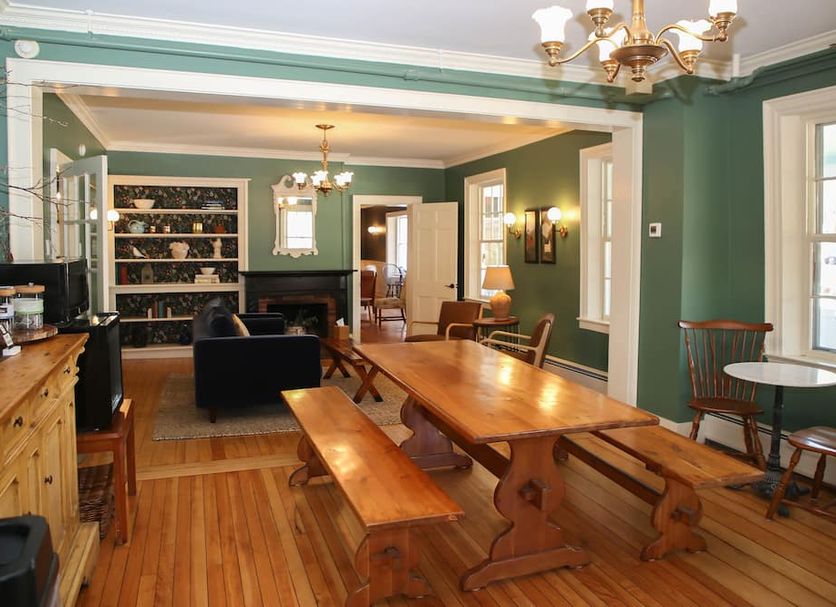 Dining room Photo