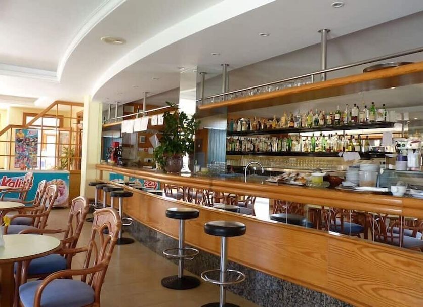 Bar Photo
