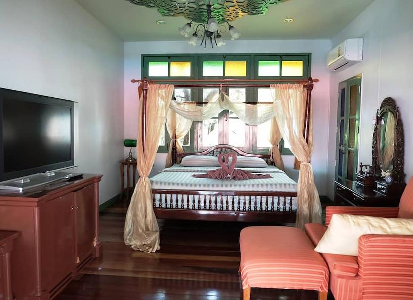 Bedroom Photo