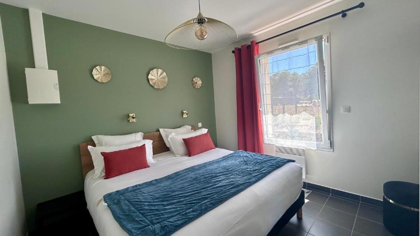 Brit Hotel Lannion Perros