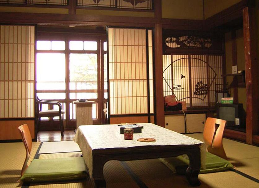 Dining room Photo