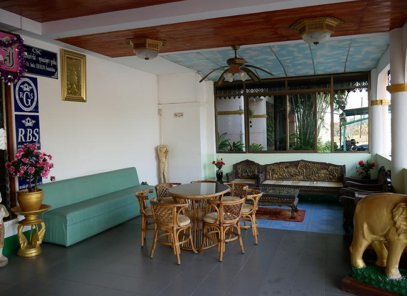 Dining room Photo