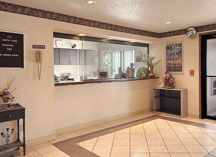 Front desk Photo