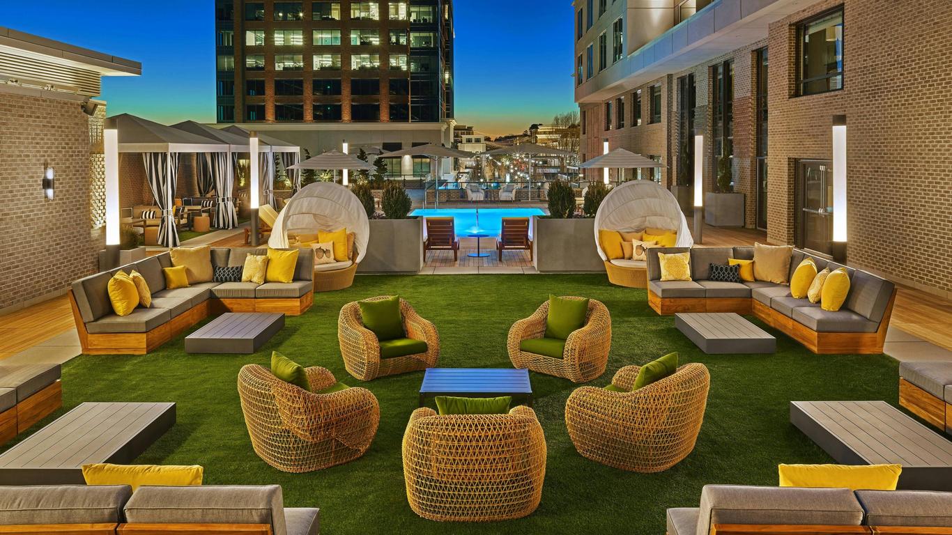 The Hotel at Avalon Autograph Collection