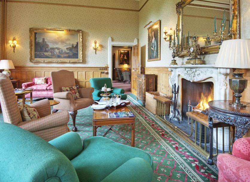 Lounge Photo
