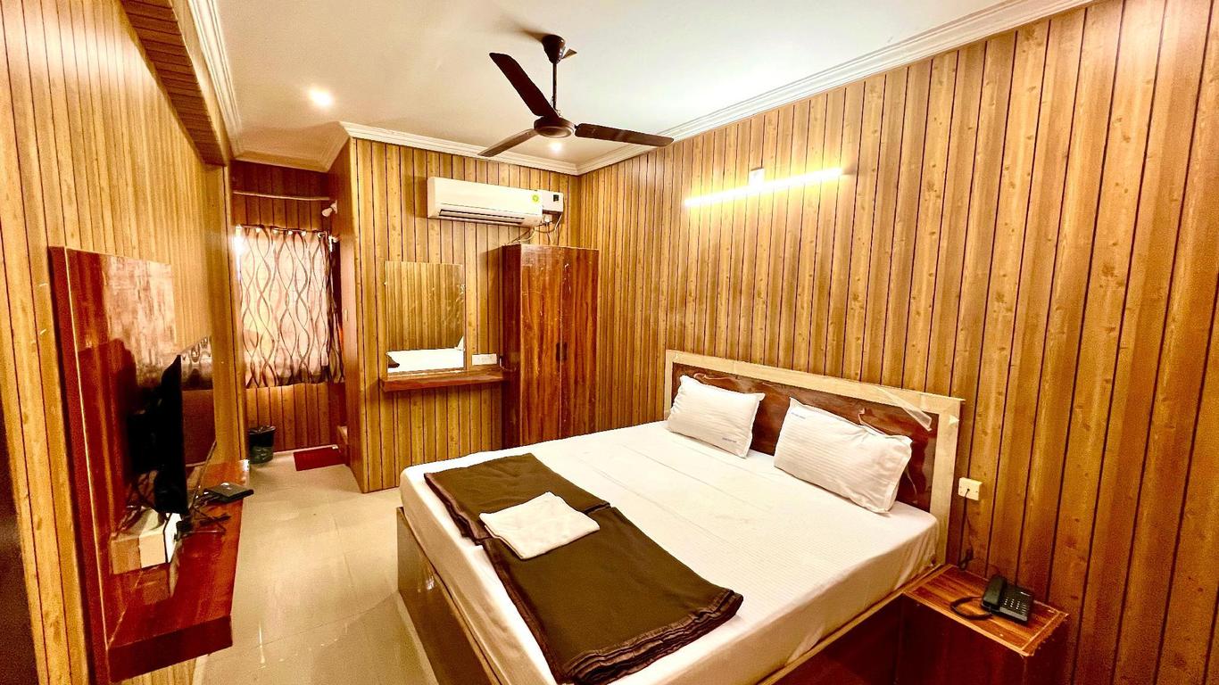 Hotel Govind Heights