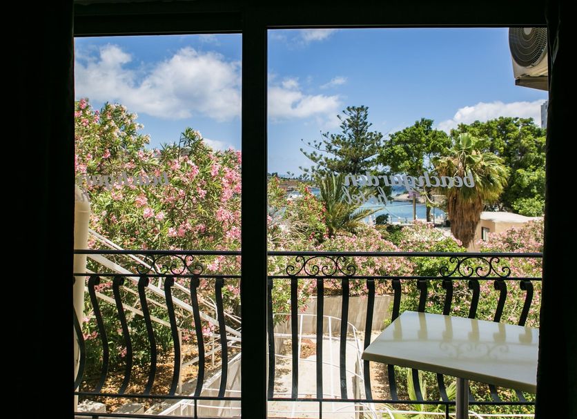 Balcony Photo