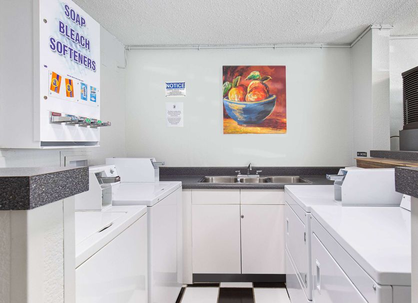 Laundry facility Photo
