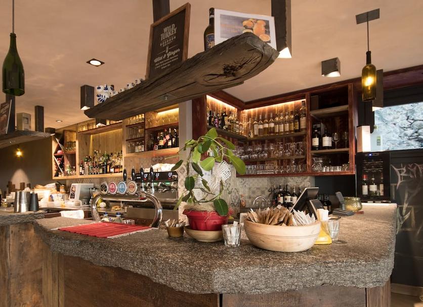 Bar Photo