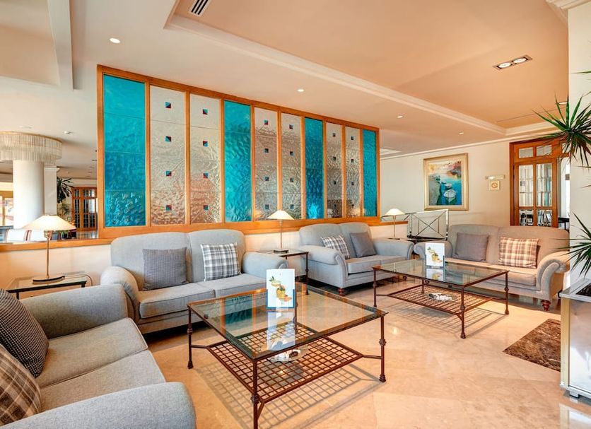 Lounge Photo