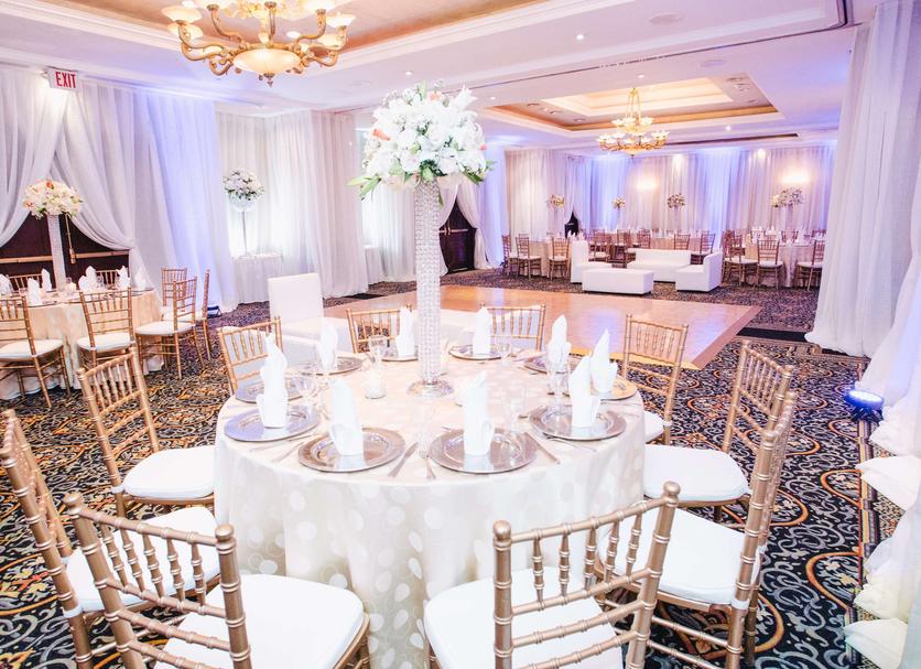 Banquet hall Photo