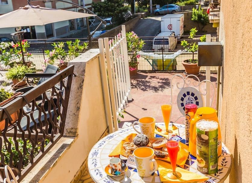 Balcony Photo