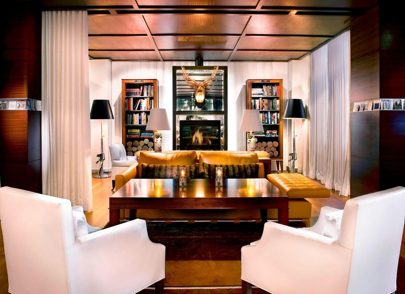 Lounge Photo