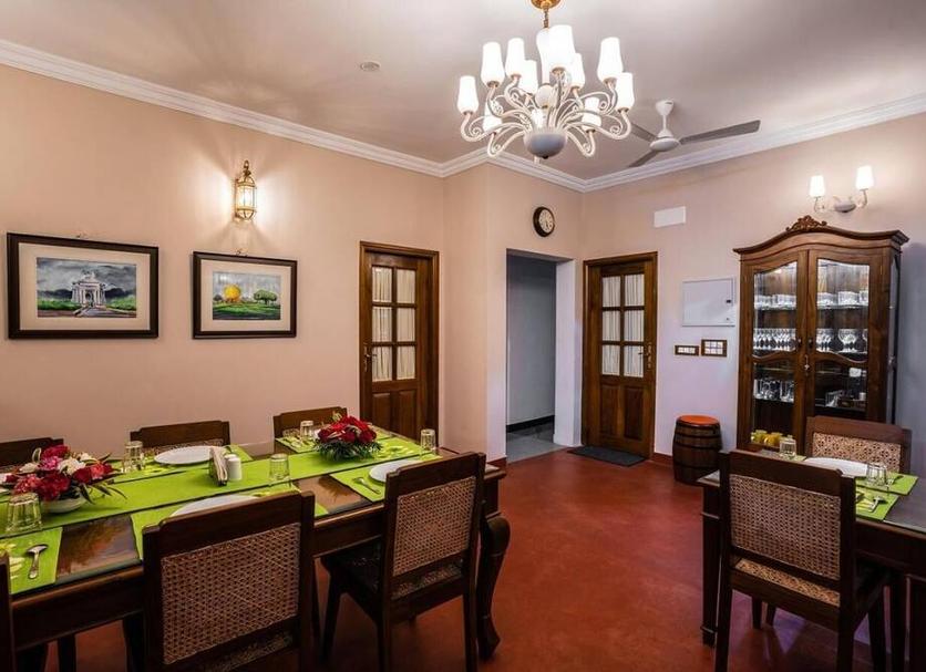 Dining room Photo