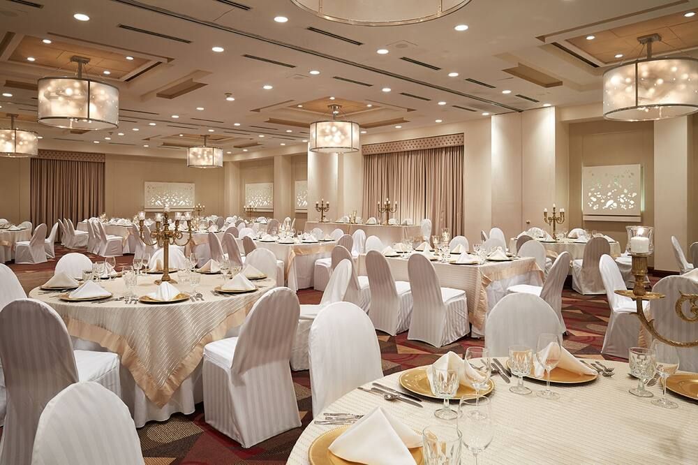 Banquet hall