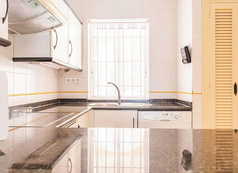 Kitchen Photo