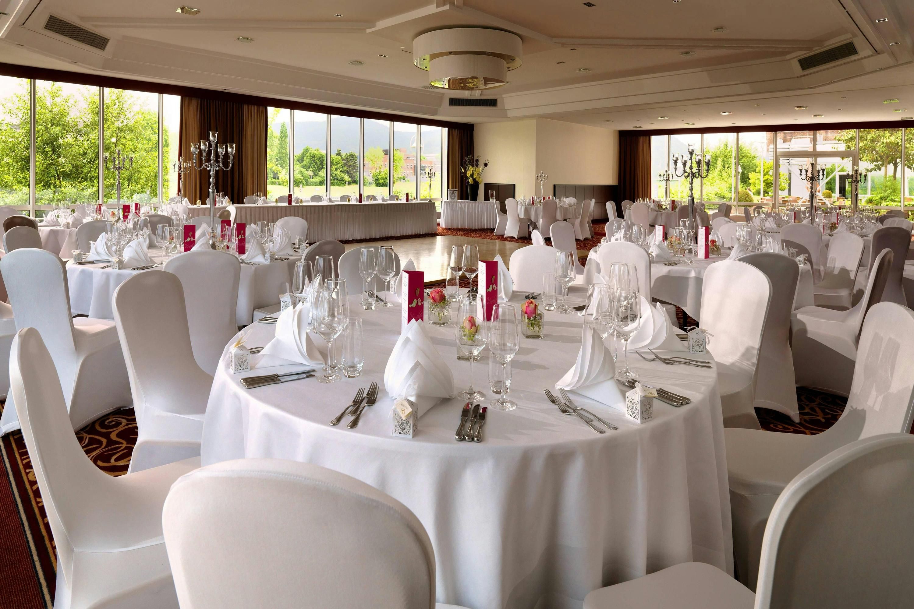 Banquet hall