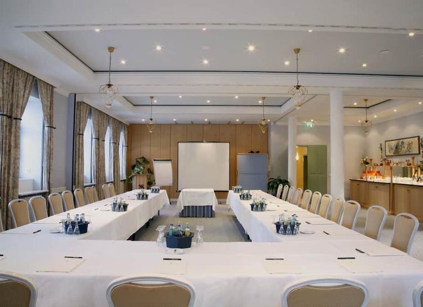 Conference room Photo