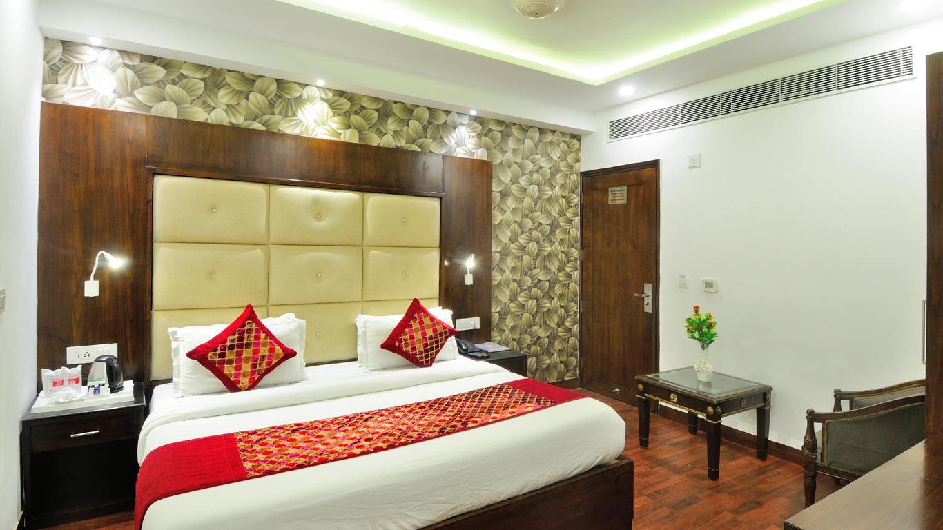 Hotel Yuvraj Deluxe