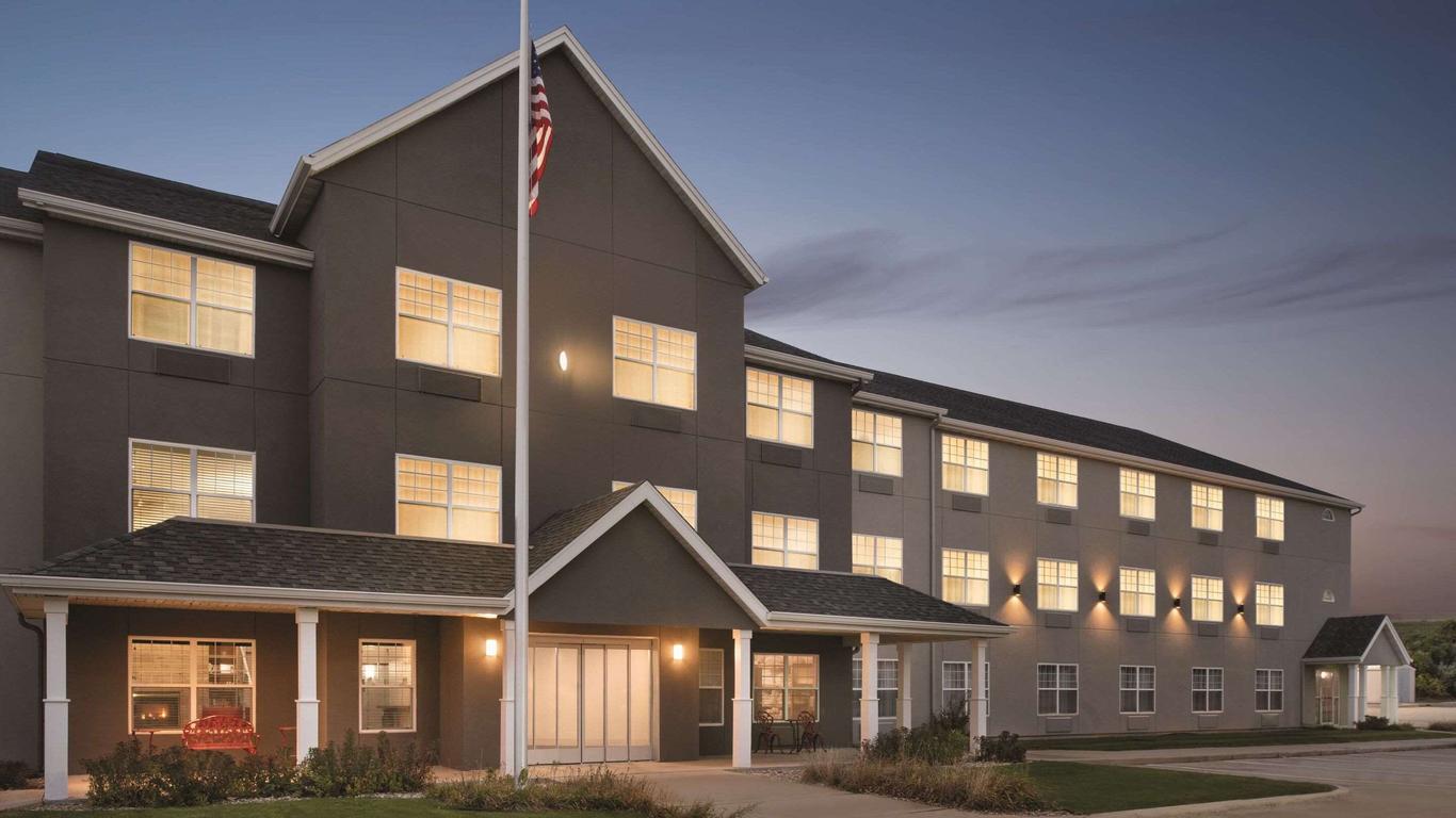 Country Inn & Suites by Radisson, Cedar Falls, IA