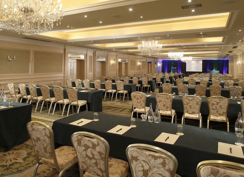 Banquet hall Photo