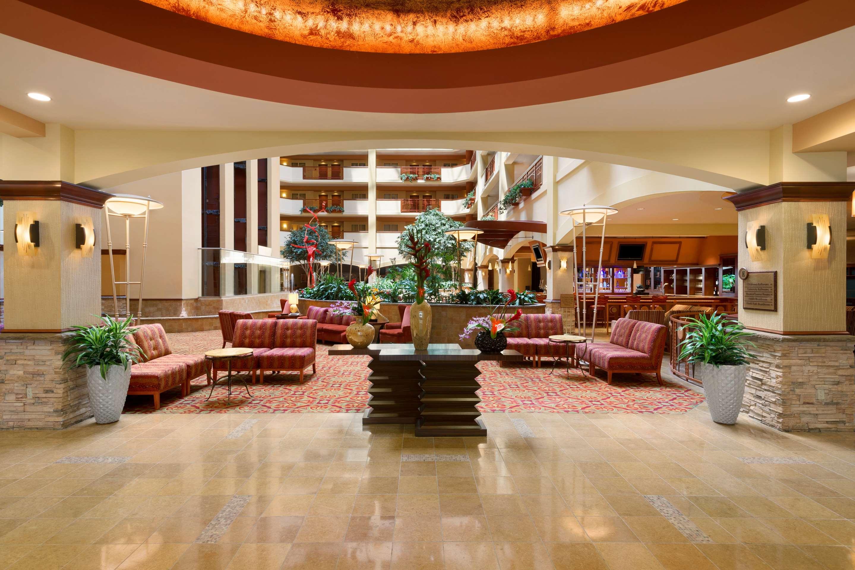 Embassy Suites by Hilton Madison Downtown | Madison, WI