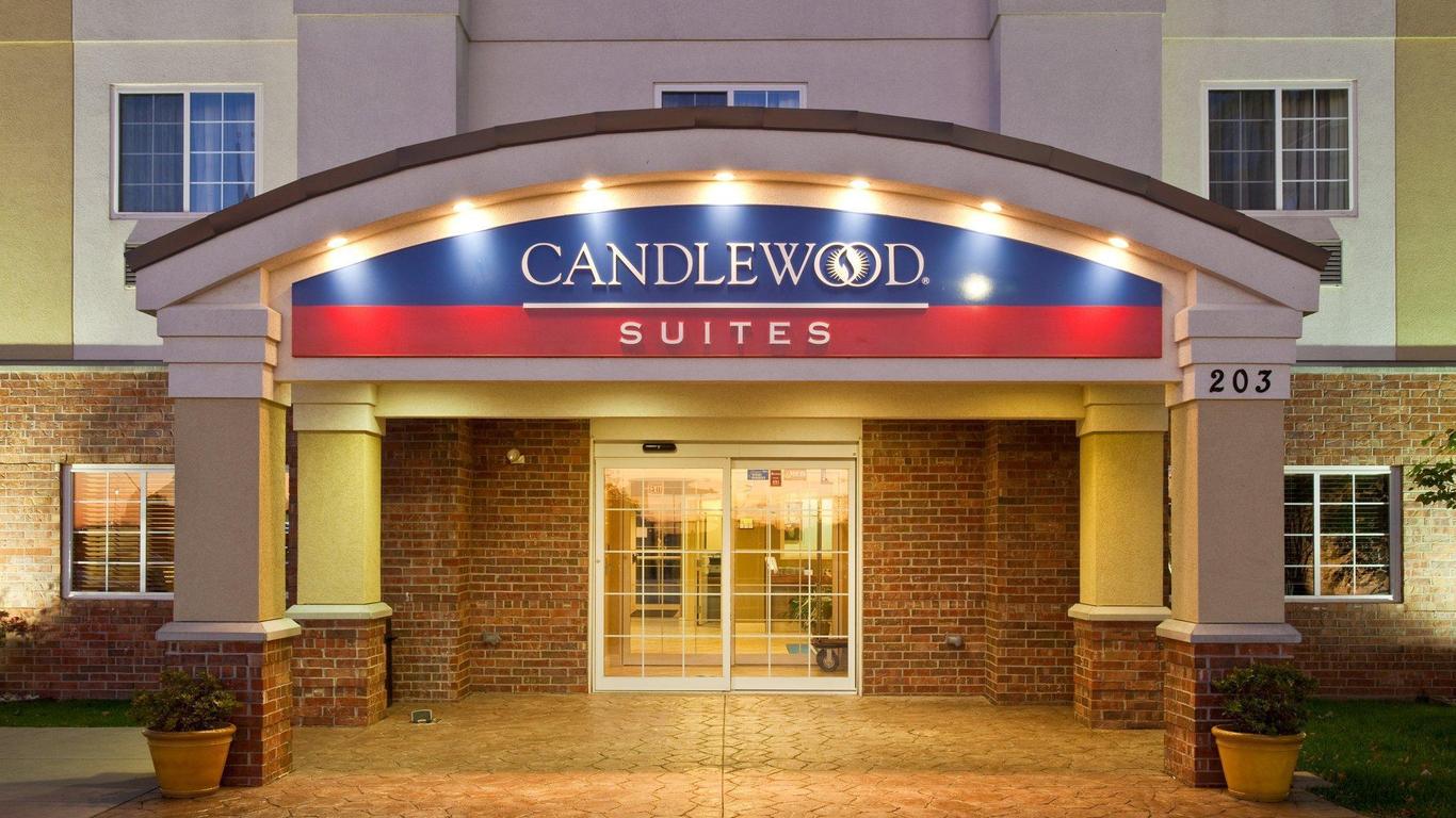 Candlewood Suites Bloomington-Normal