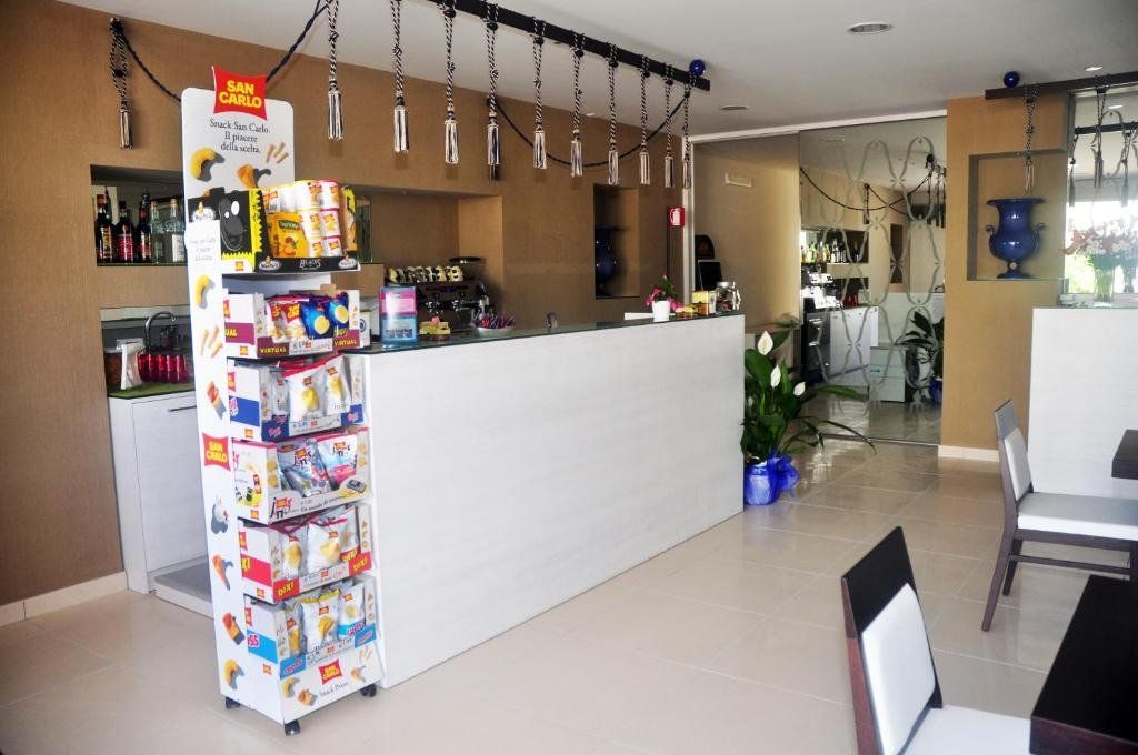 Shop