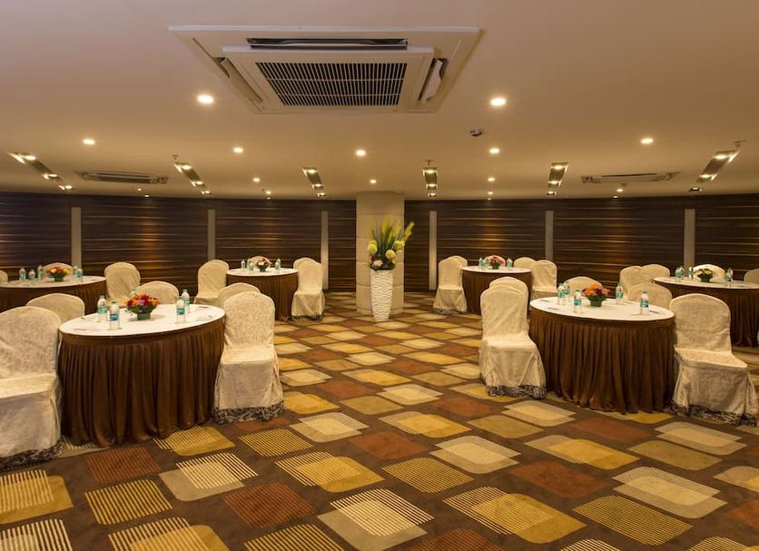 Banquet hall Photo