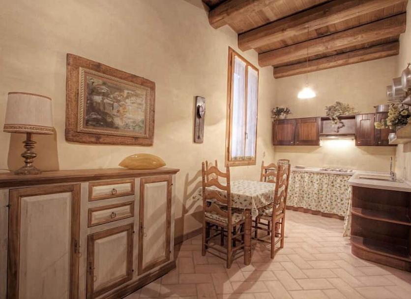 Dining room Photo